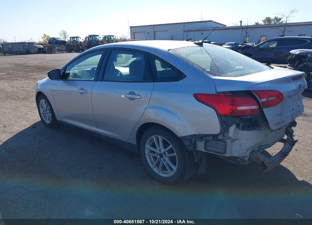 2015 FORD FOCUS SE VIN: 1FADP3F22FL325785
