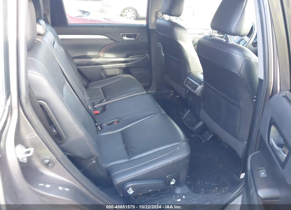 2019 TOYOTA HIGHLANDER XLE VIN: 5TDJZRFH4KS931421