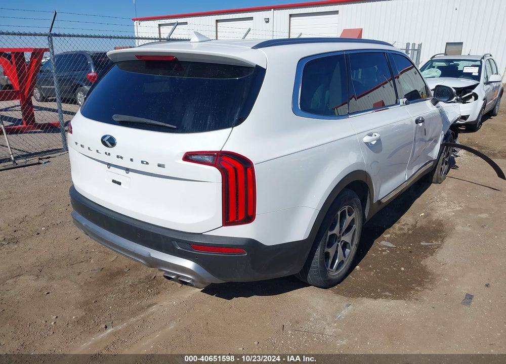 2020 KIA TELLURIDE VIN: 5XYP34HC9LG017552