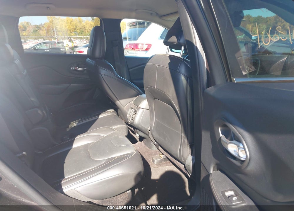 2016 JEEP CHEROKEE VIN: 1C4PJLDB1GW160761