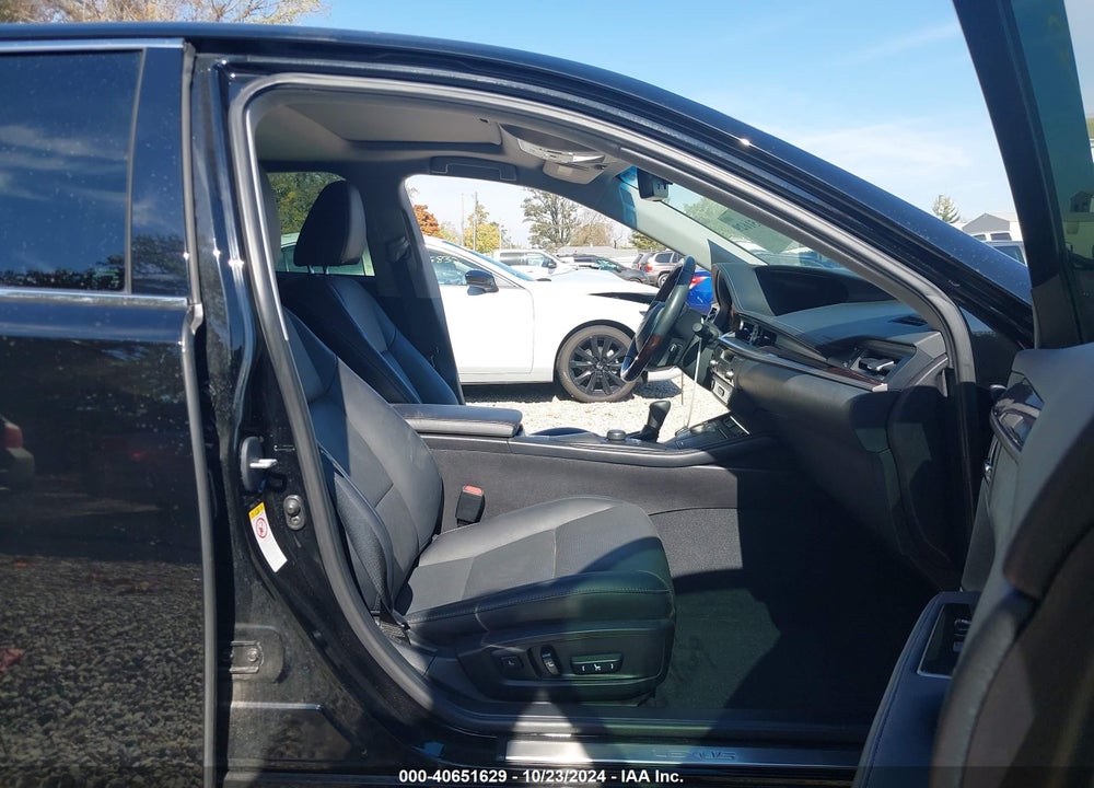 2017 LEXUS ES 350 VIN: 58ABK1GG8HU075243