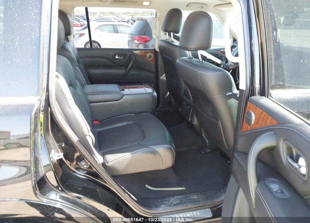 2018 INFINITI QX80 VIN: JN8AZ2NE5J9190437