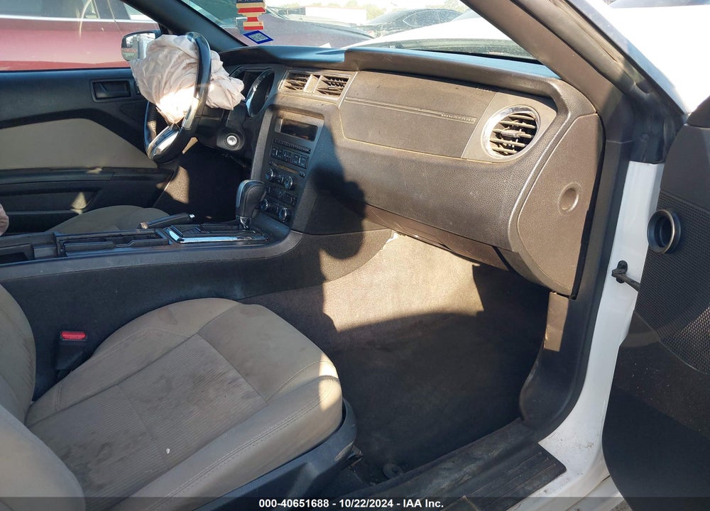 2013 FORD MUSTANG V6 VIN: 1ZVBP8EM8D5237095