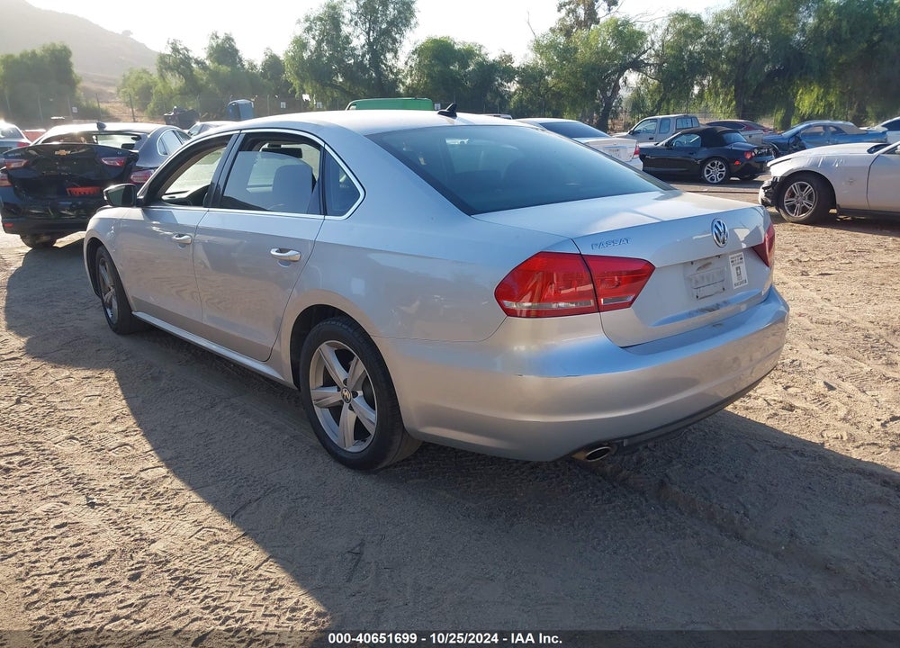 2014 VOLKSWAGEN PASSAT 2.5L SE VIN: 1VWBP7A36EC002845