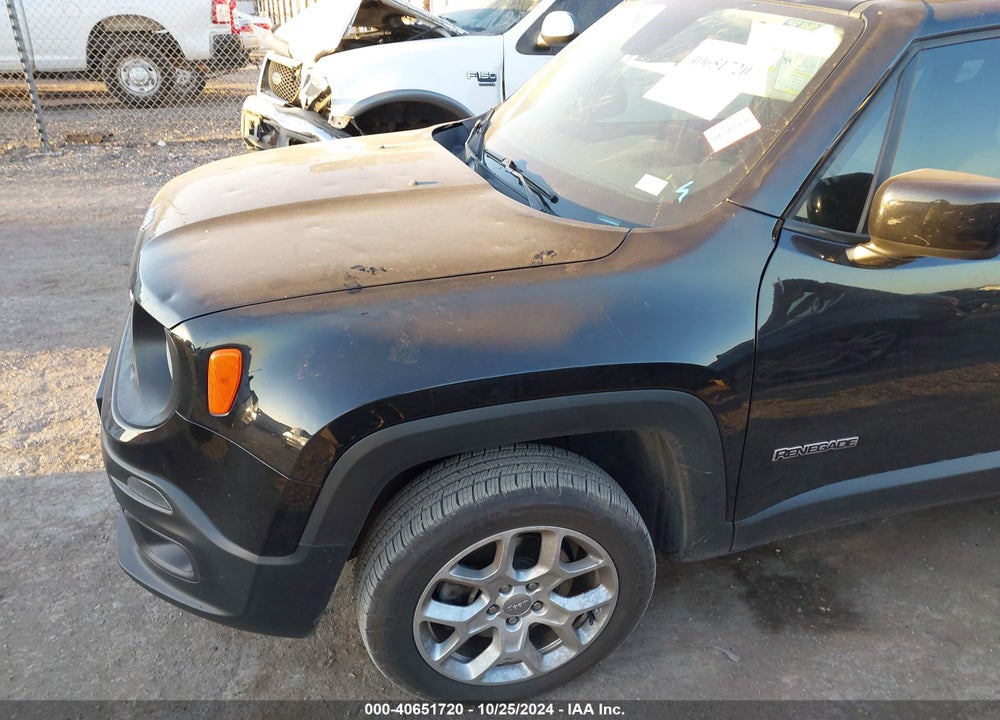 2017 JEEP RENEGADE LATITUDE 4X4 VIN: ZACCJBBB2HPG39328