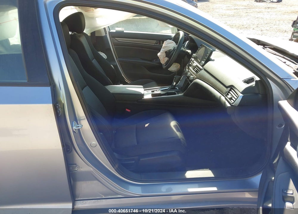 2022 HONDA ACCORD LX VIN: 1HGCV1F14NA059575