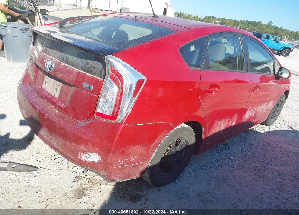 2015 TOYOTA PRIUS TWO VIN: JTDKN3DU4F0465320
