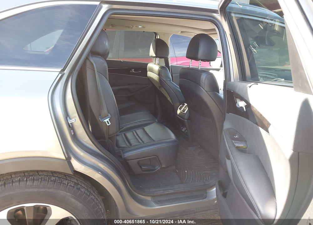 2018 KIA SORENTO 3.3L EX VIN: 5XYPH4A54JG429341