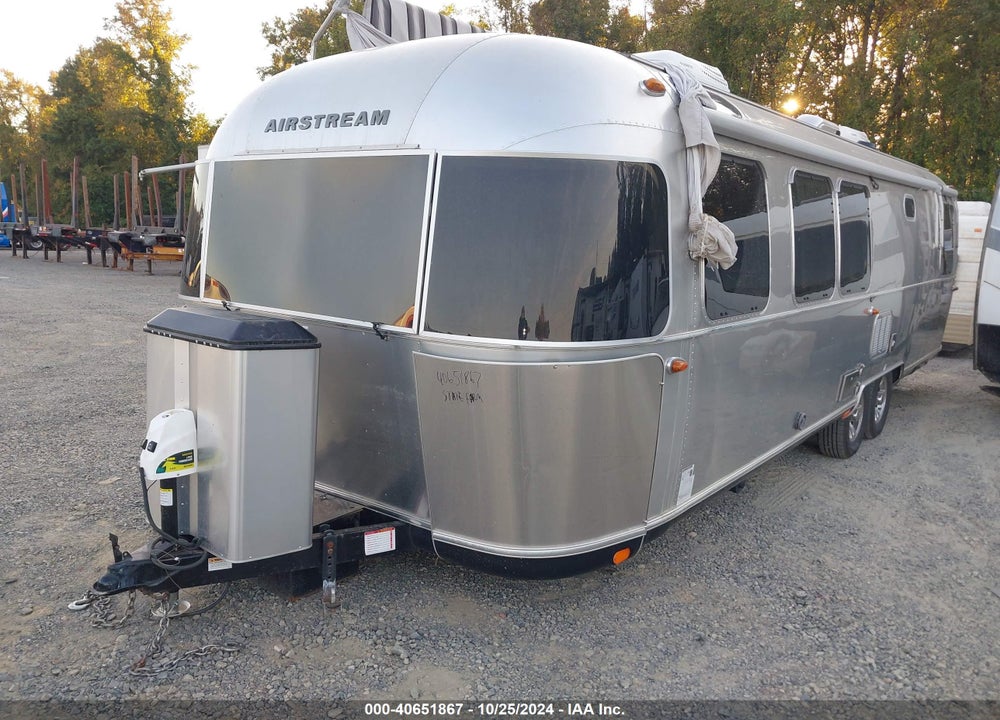 2018 AIRSTREAM CLASSIC VIN: 1STJBYP23JJ540895