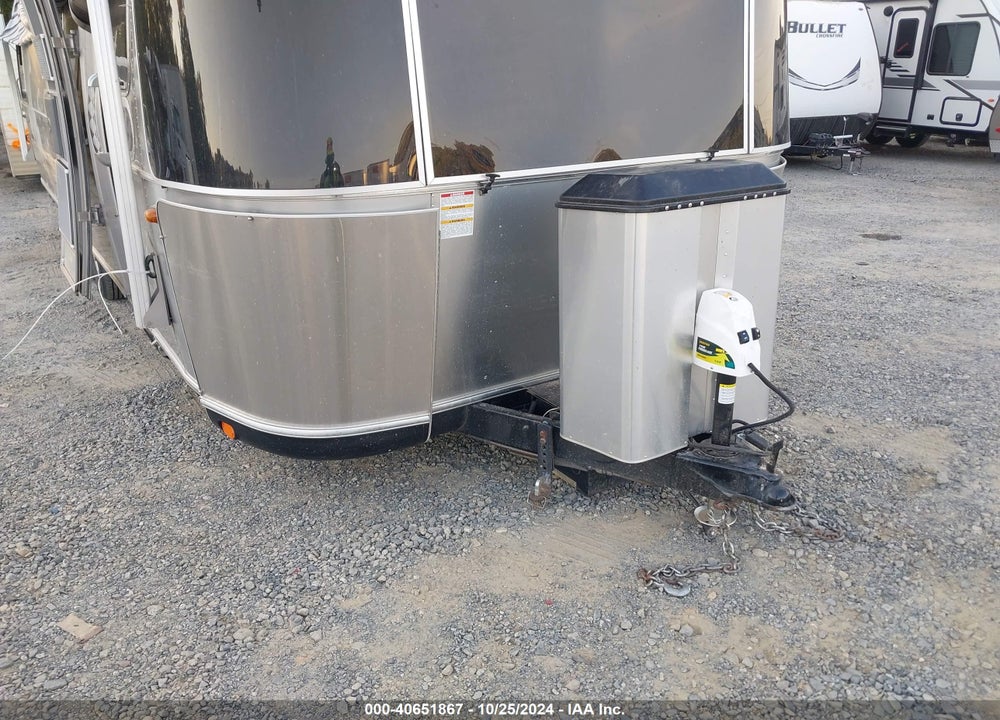 2018 AIRSTREAM CLASSIC VIN: 1STJBYP23JJ540895