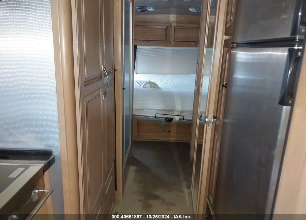 2018 AIRSTREAM CLASSIC VIN: 1STJBYP23JJ540895