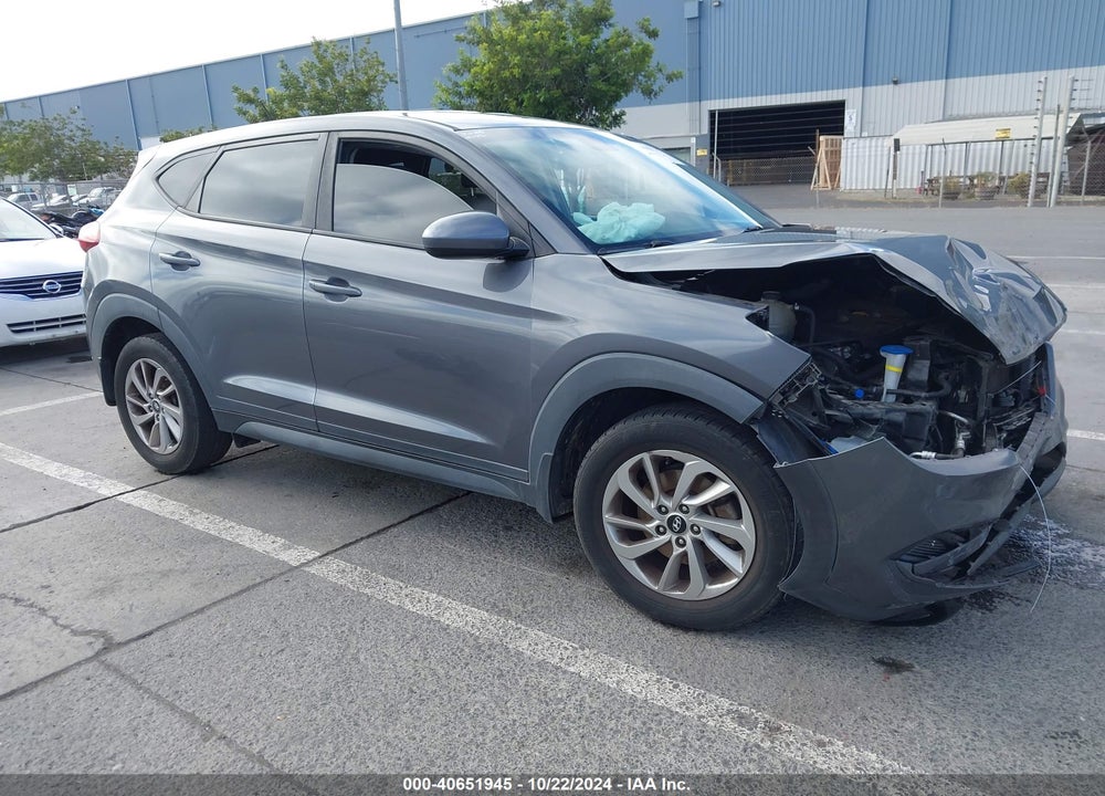 2016 HYUNDAI TUCSON SE VIN: KM8J23A4XGU231133