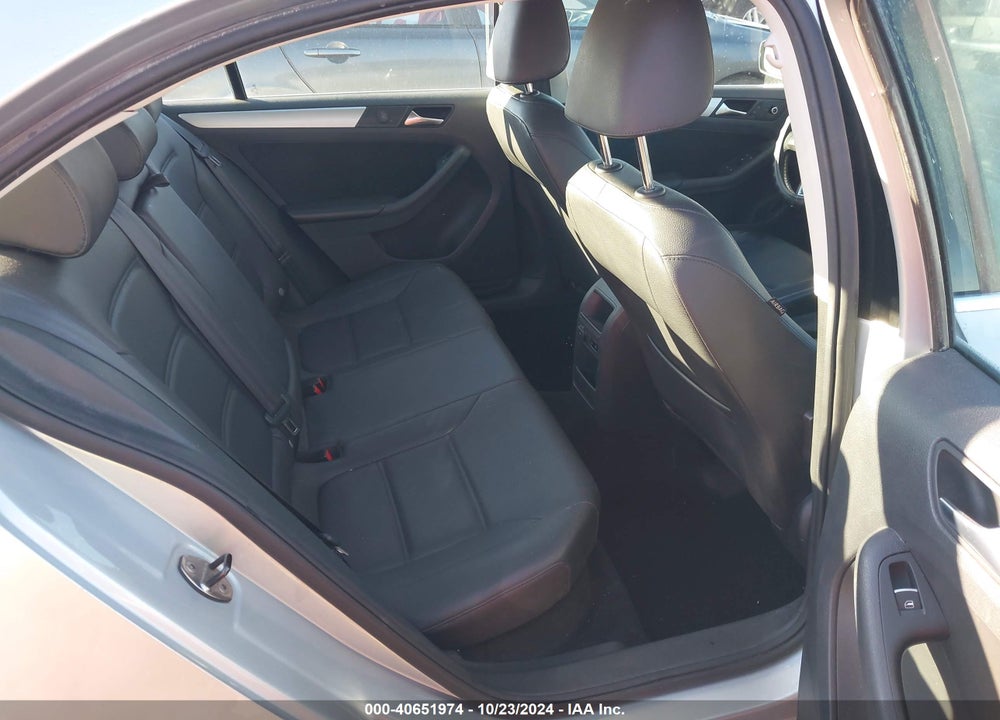 2013 VOLKSWAGEN JETTA 2.5L SE VIN: 3VWDX7AJ5DM383611