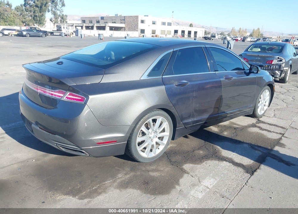 2015 LINCOLN MKZ HYBRID VIN: 3LN6L2LU8FR627884