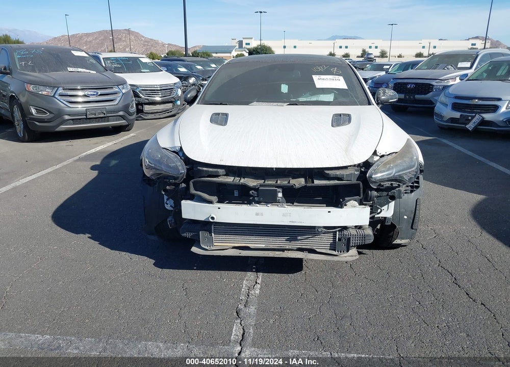 2019 KIA STINGER GT2 VIN: KNAE55LCXK6045731