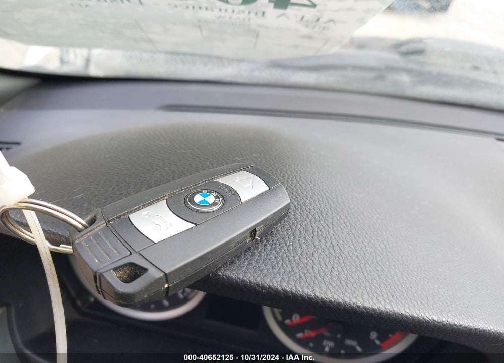 2011 BMW M3 VIN: WBSDX9C57BE584968