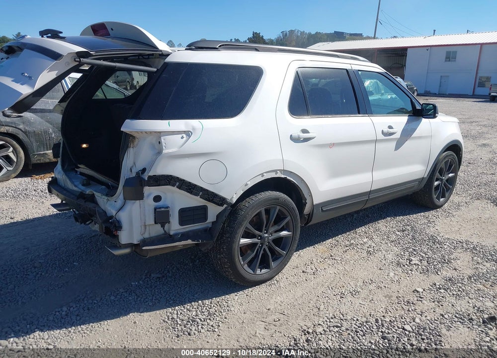 2017 FORD EXPLORER XLT VIN: 1FM5K8D86HGC33085