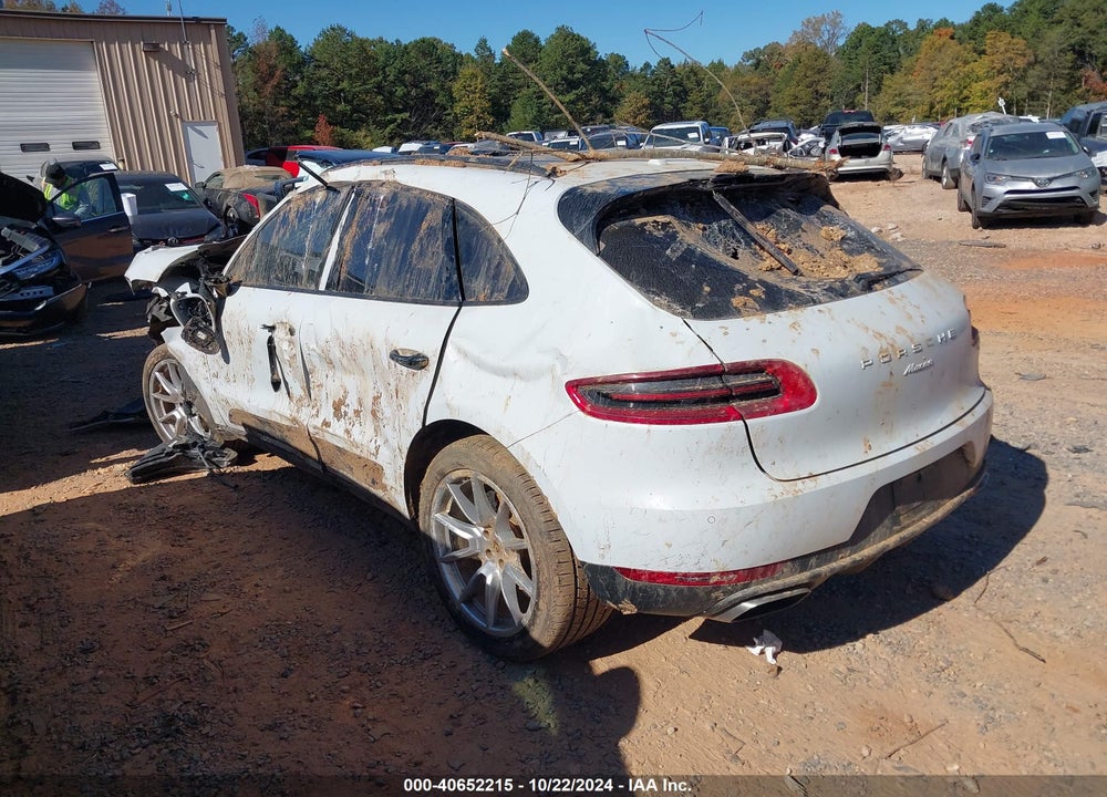 2018 PORSCHE MACAN SPORT EDITION VIN: WP1AA2A59JLB05626