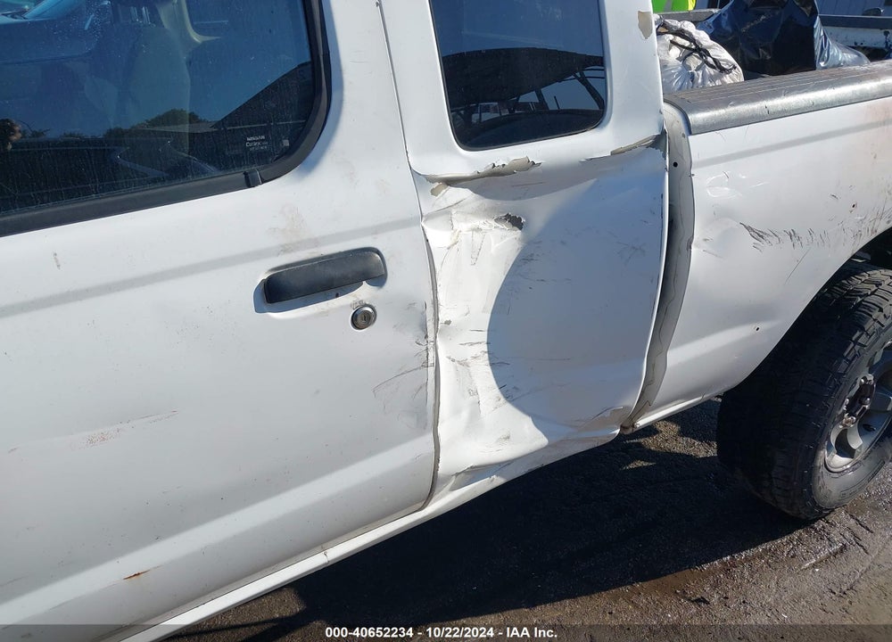 2004 NISSAN FRONTIER XE-V6 VIN: 1N6ED26Y64C434833