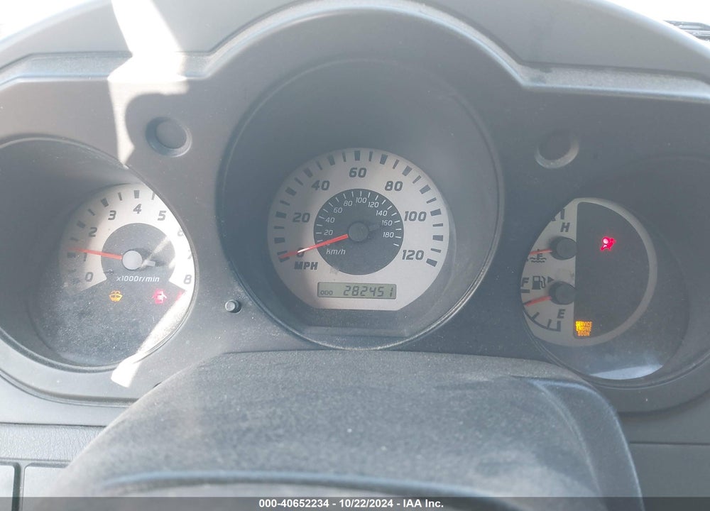 2004 NISSAN FRONTIER XE-V6 VIN: 1N6ED26Y64C434833