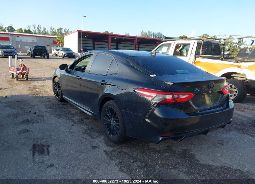 2019 TOYOTA CAMRY SE VIN: 4T1B11HK3KU289044