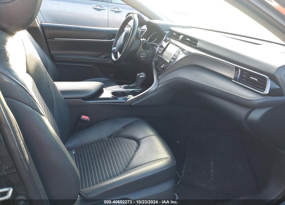 2019 TOYOTA CAMRY SE VIN: 4T1B11HK3KU289044