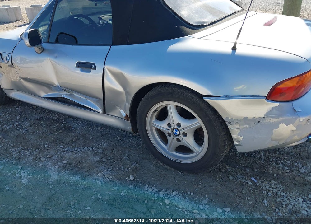 1996 BMW Z3 1.9 VIN: 4USCH732XTLB67297