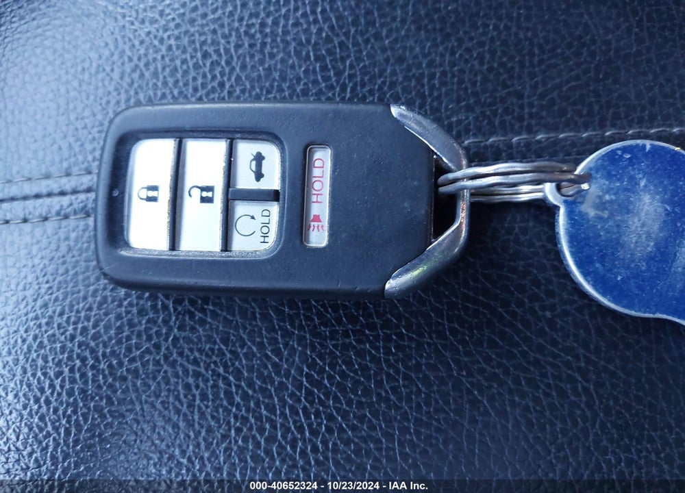 2017 HONDA ACCORD EX VIN: 1HGCR2F79HA104903
