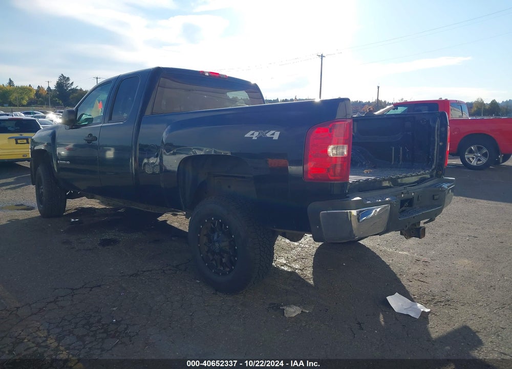 2009 CHEVROLET SILVERADO 2500HD LT VIN: 1GCHK59KX9E100069