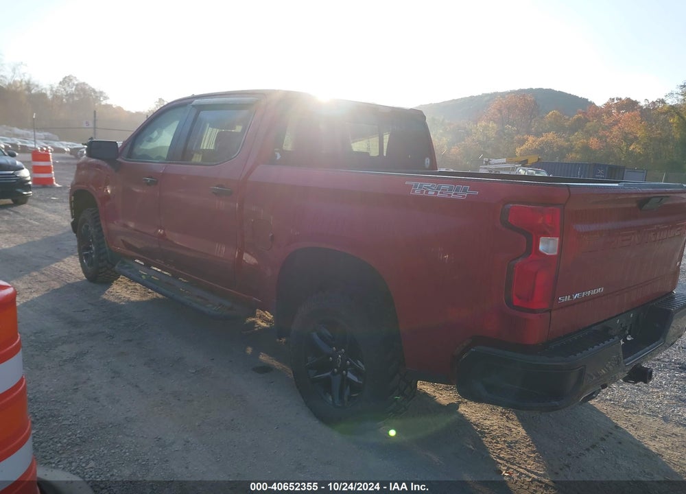 2021 CHEVROLET SILVERADO 1500 4WD SHORT BED LT TRAIL BOSS VIN: 1GCPYFED2MZ206492