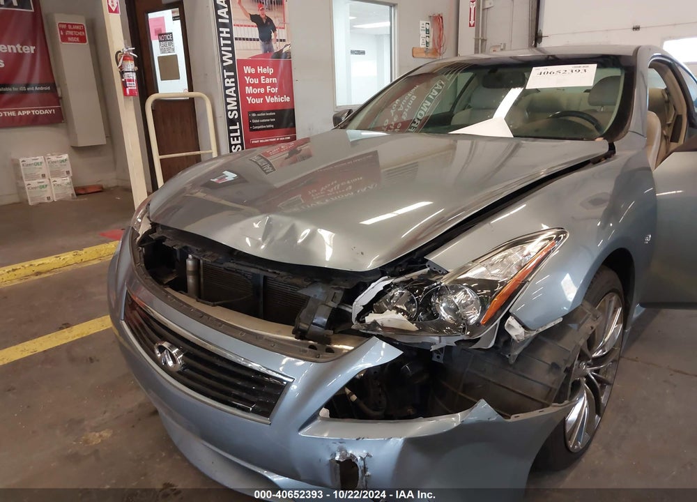 2015 INFINITI Q60 VIN: JN1CV6ELXFM890130