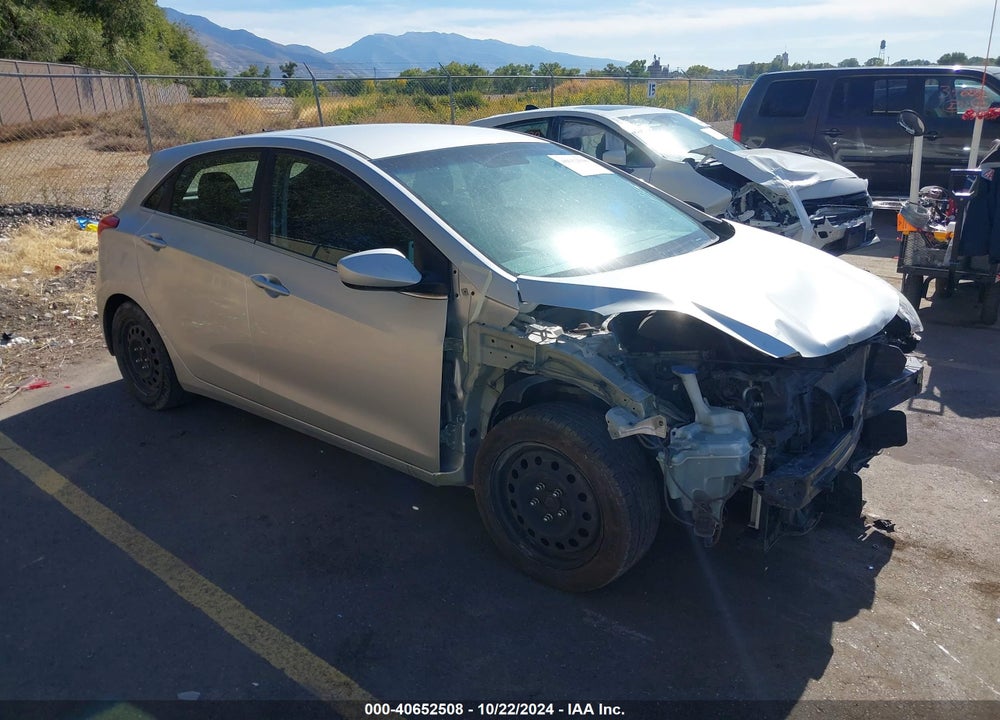 2016 HYUNDAI ELANTRA GT VIN: KMHD35LH5GU252283