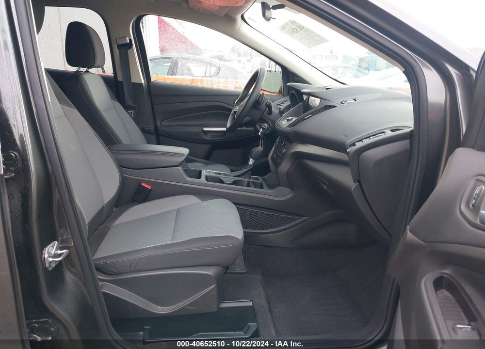 2017 FORD ESCAPE SE VIN: 1FMCU9G99HUE24285