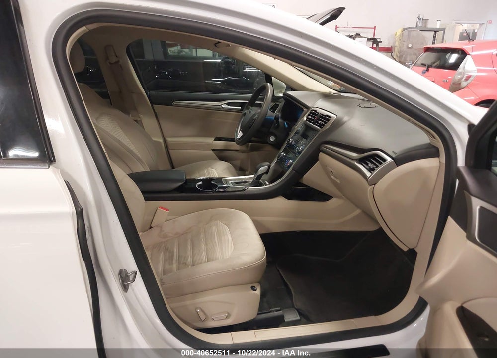 2016 FORD FUSION SE VIN: 3FA6P0H79GR119415