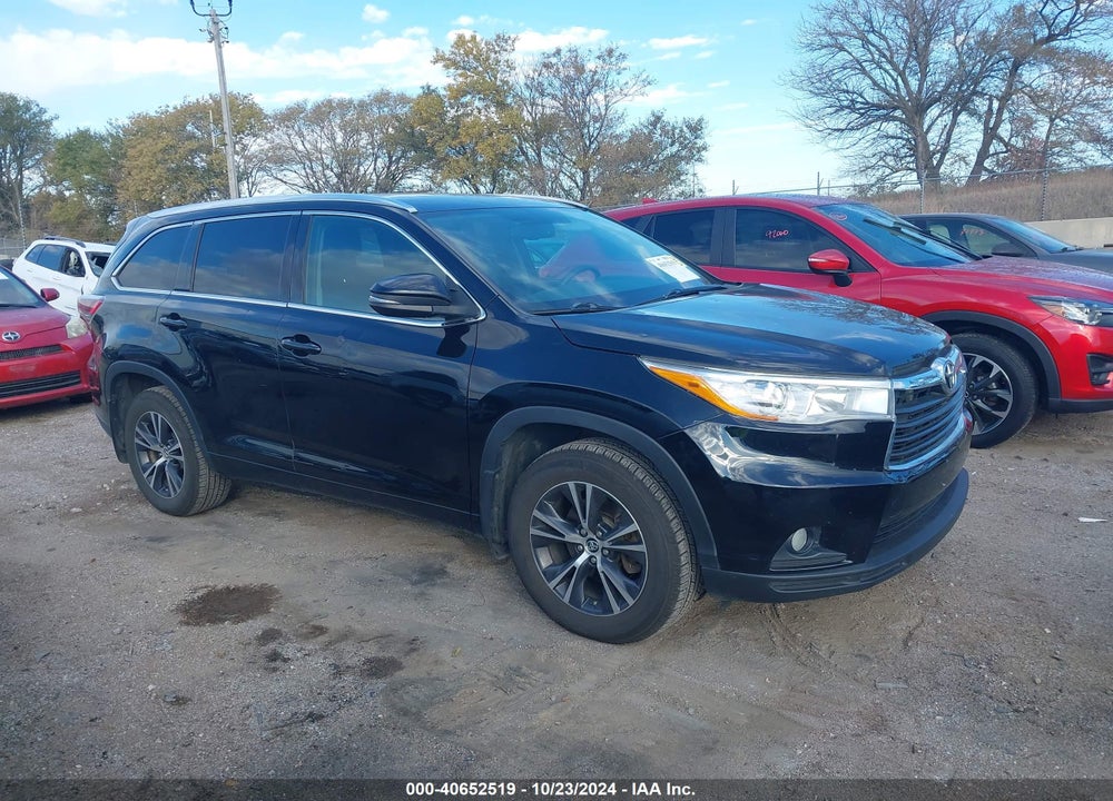 2016 TOYOTA HIGHLANDER XLE V6 VIN: 5TDJKRFHXGS236324