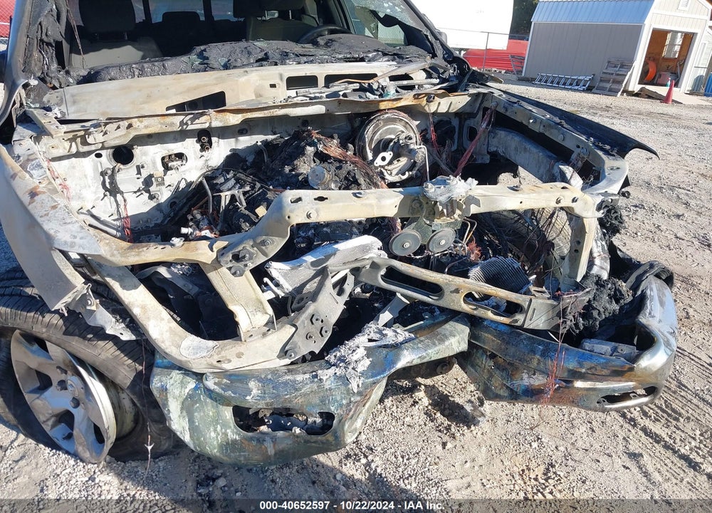 2022 RAM 1500 VIN: 1C6RREBG9NN398525