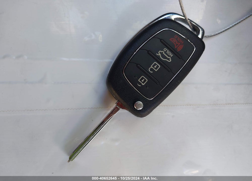 2015 HYUNDAI SONATA SE VIN: 5NPE24AF6FH196032