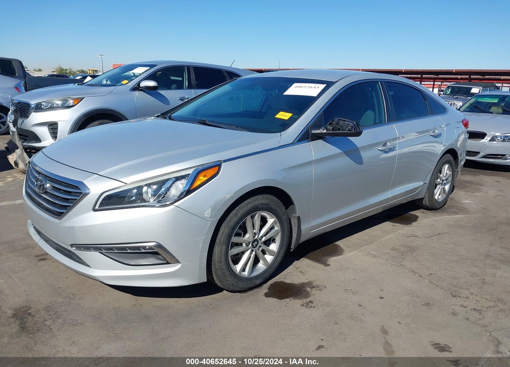 2015 HYUNDAI SONATA SE VIN: 5NPE24AF6FH196032
