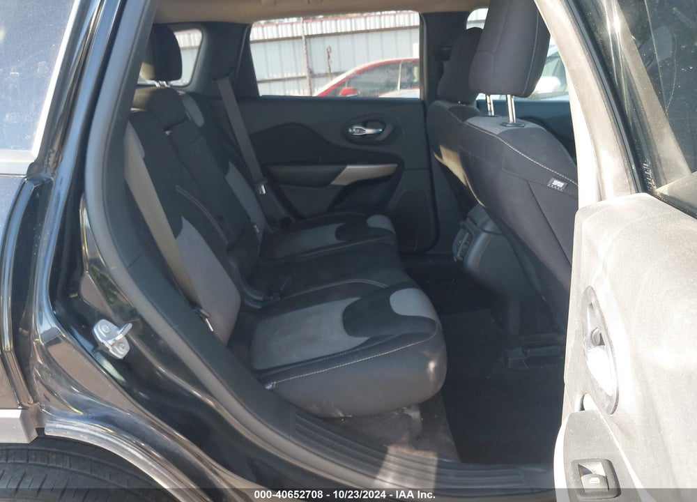 2017 JEEP CHEROKEE ALTITUDE FWD VIN: 1C4PJLASXHW623423