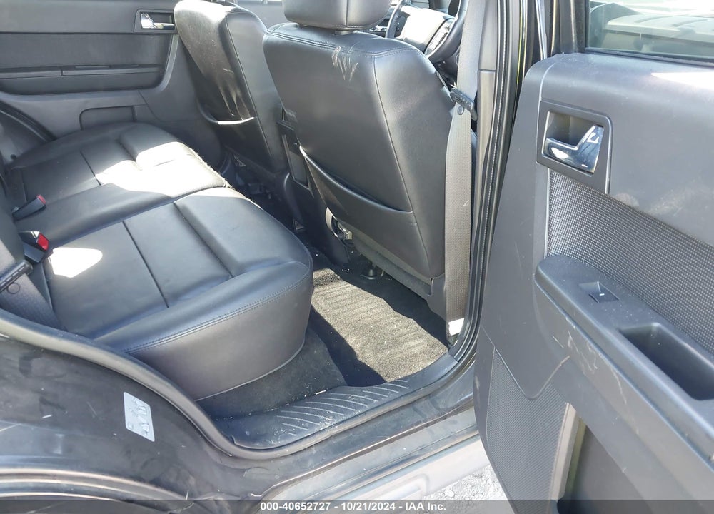2010 FORD ESCAPE LIMITED VIN: 1FMCU0EG3AKD25847