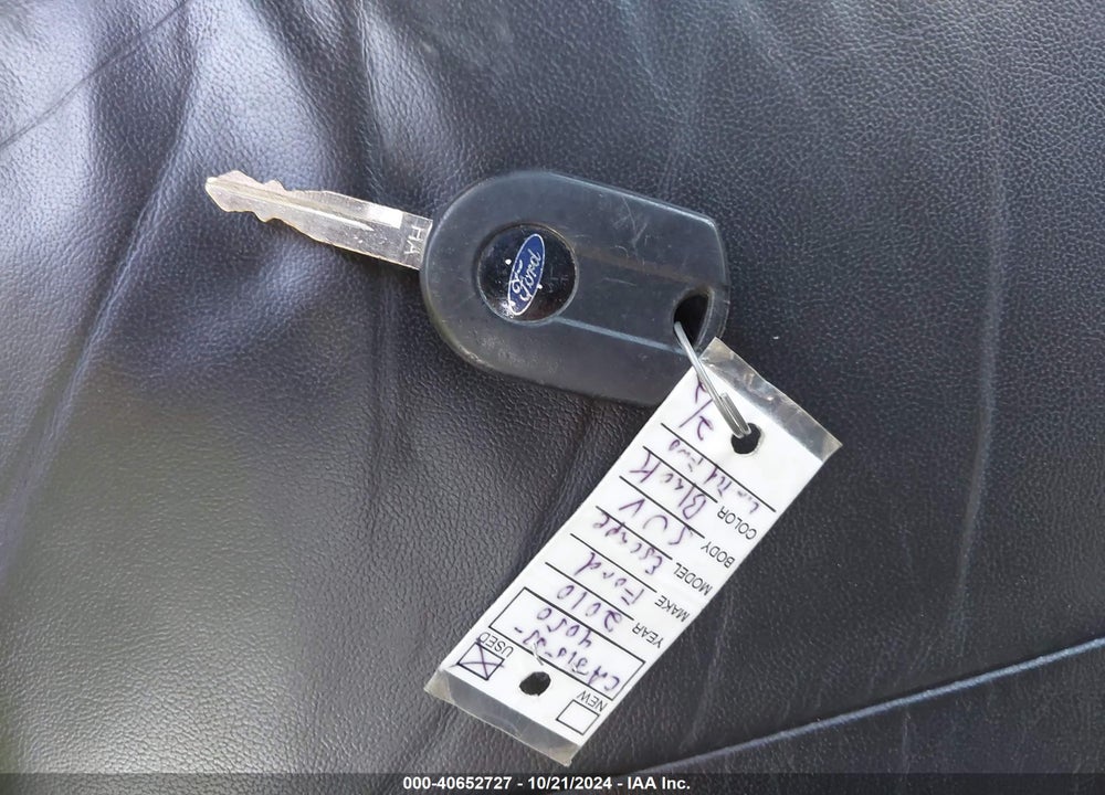 2010 FORD ESCAPE LIMITED VIN: 1FMCU0EG3AKD25847