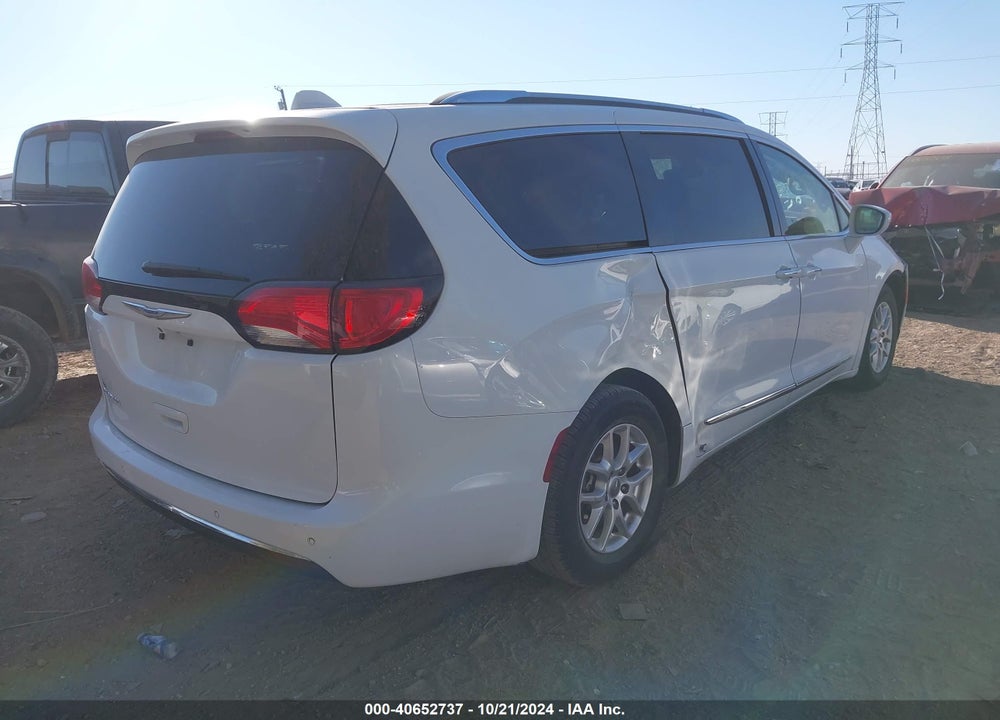 2020 CHRYSLER PACIFICA TOURING L VIN: 2C4RC1BG6LR272223
