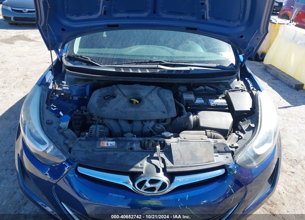 2015 HYUNDAI ELANTRA SE VIN: 5NPDH4AE7FH575235