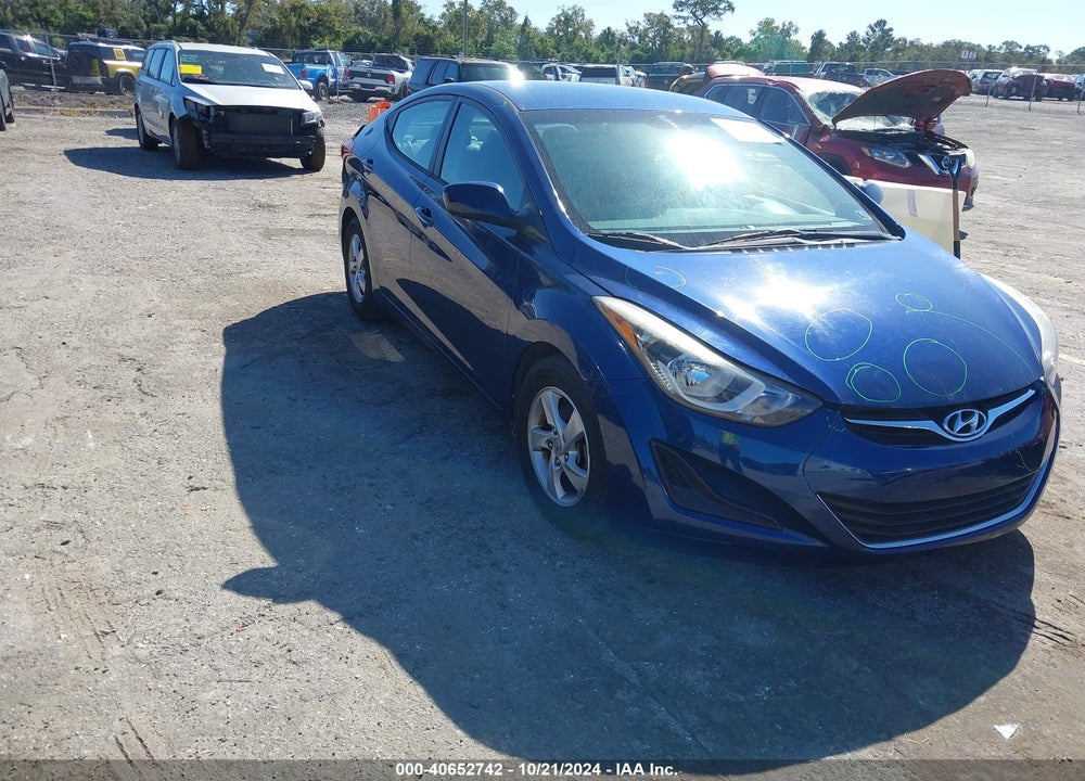 2015 HYUNDAI ELANTRA SE VIN: 5NPDH4AE7FH575235