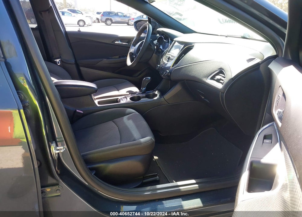 2017 CHEVROLET CRUZE LT AUTO VIN: 3G1BE6SM4HS577334