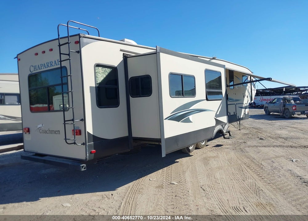 2017 FOREST RIVER CHAPARRAL VIN: 5ZT3CH4BXHA315410