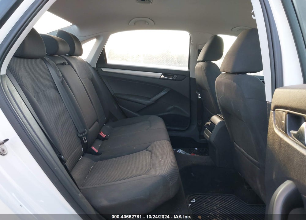 2013 VOLKSWAGEN PASSAT 2.5L S VIN: 1VWAH7A36DC017675