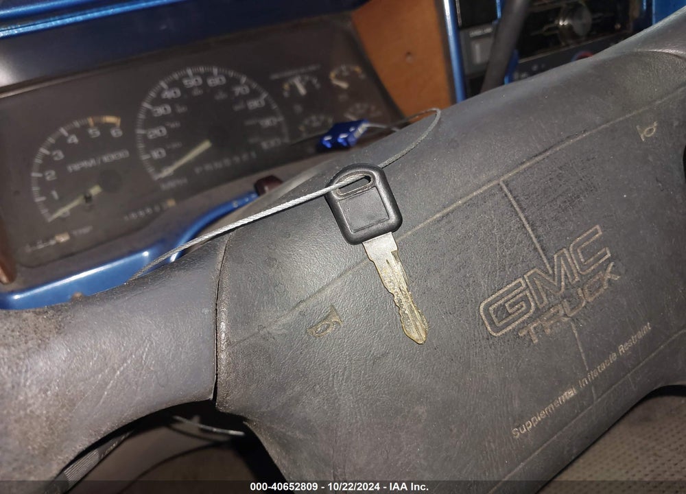 1996 GMC SIERRA C1500 VIN: 1GTEC14W3TZ528455