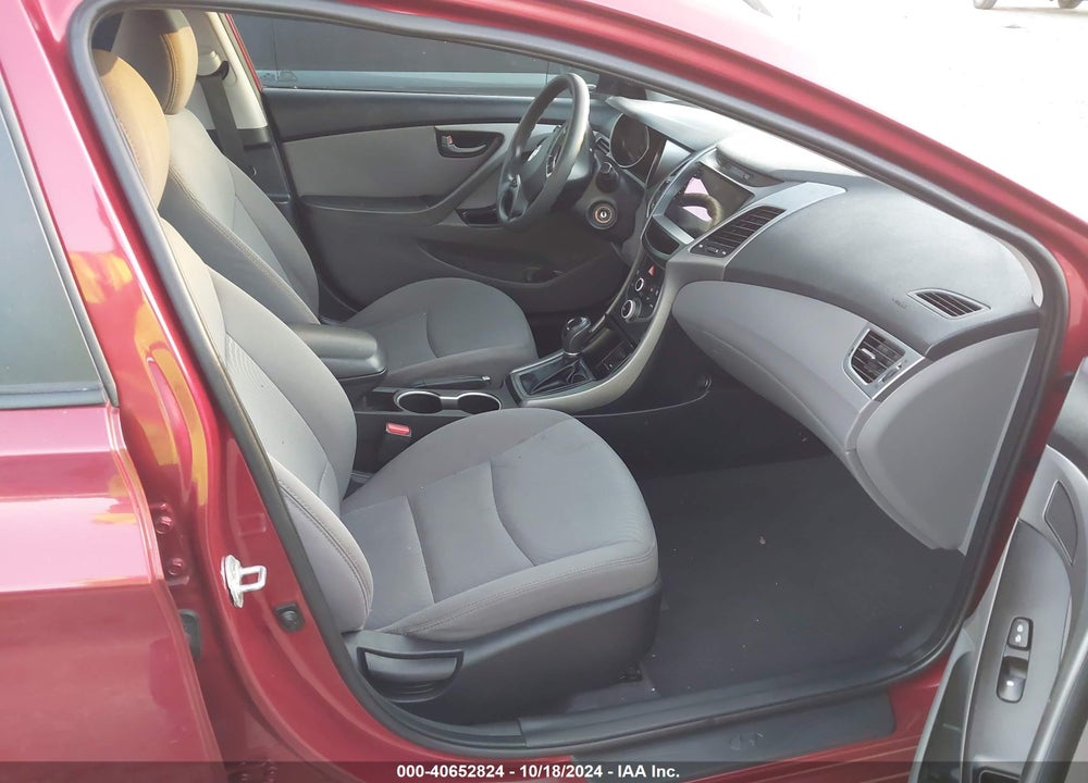 2016 HYUNDAI ELANTRA SE VIN: 5NPDH4AE8GH767846