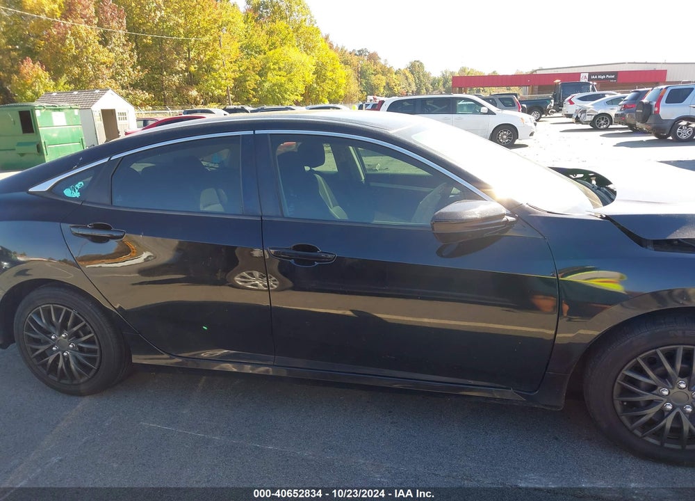 2017 HONDA CIVIC LX VIN: 2HGFC2F57HH516462